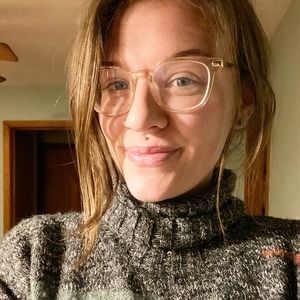 Meet your Posher, Brooke